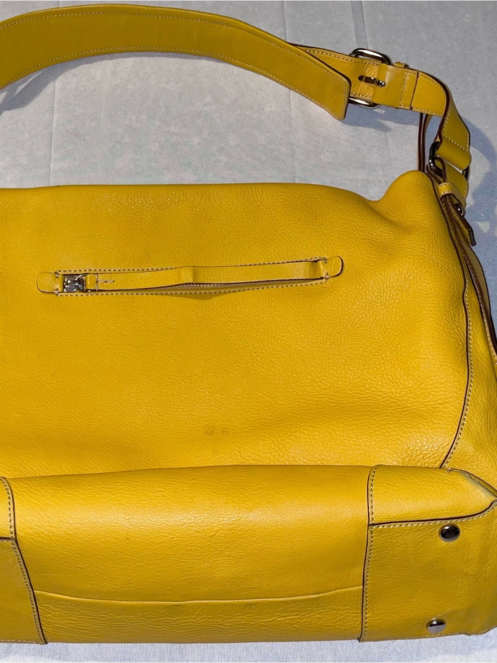 Tumi vintage yellow Italian leather hobo shoulder bag large slouchy preppy Y2K